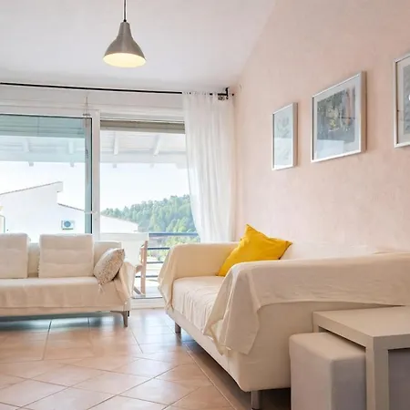 Hemera House Dia 8 * Fourka